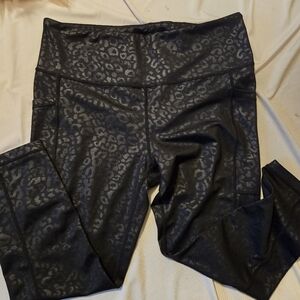 CVG Black Leopard Print Capri Leggings